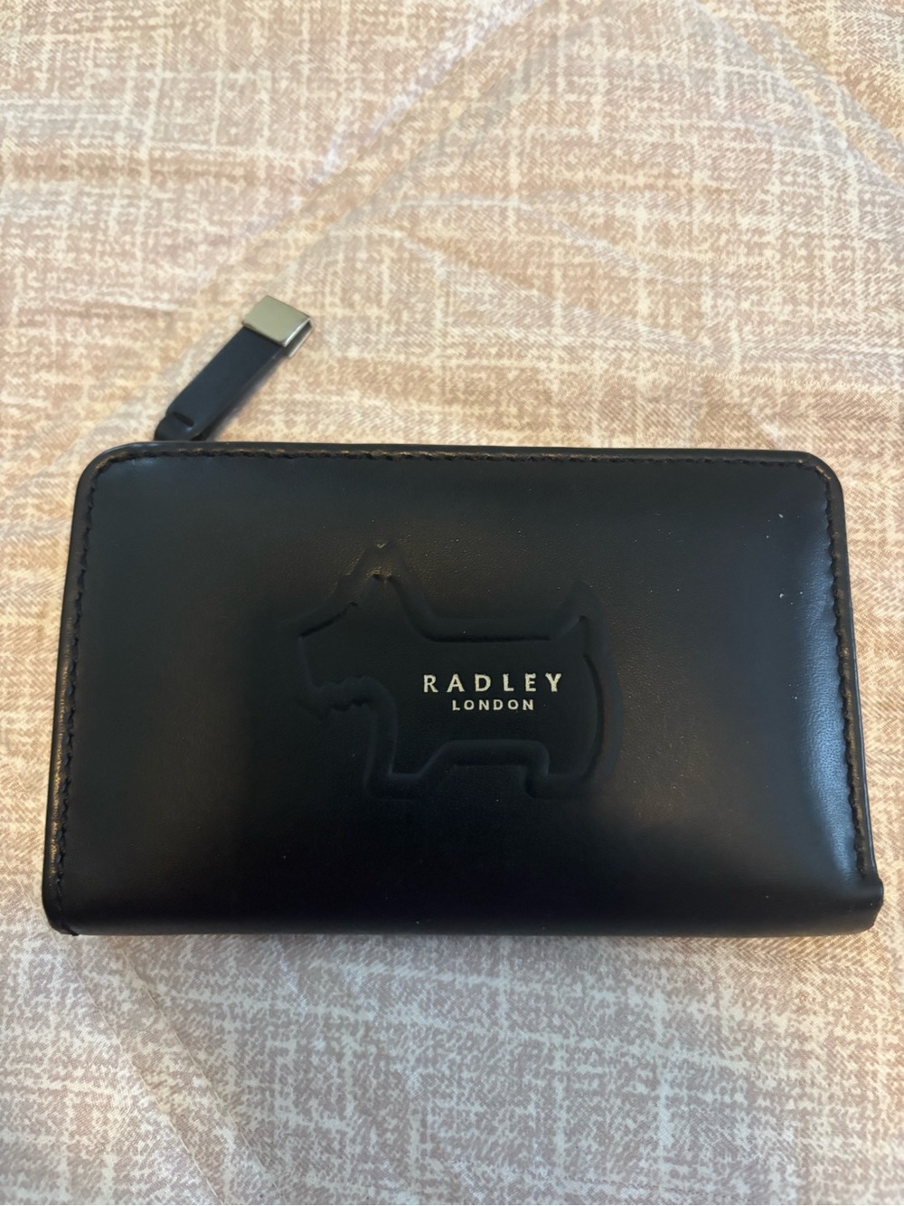 Radley London Black Leather wallet snap closure wallet multi card slots & zipper